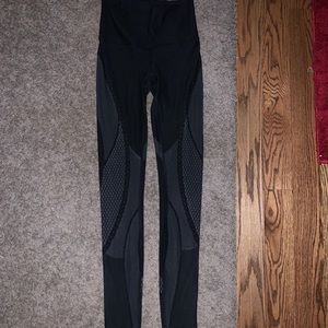 Lululemon Mapped Out High-Rise Tight 28”